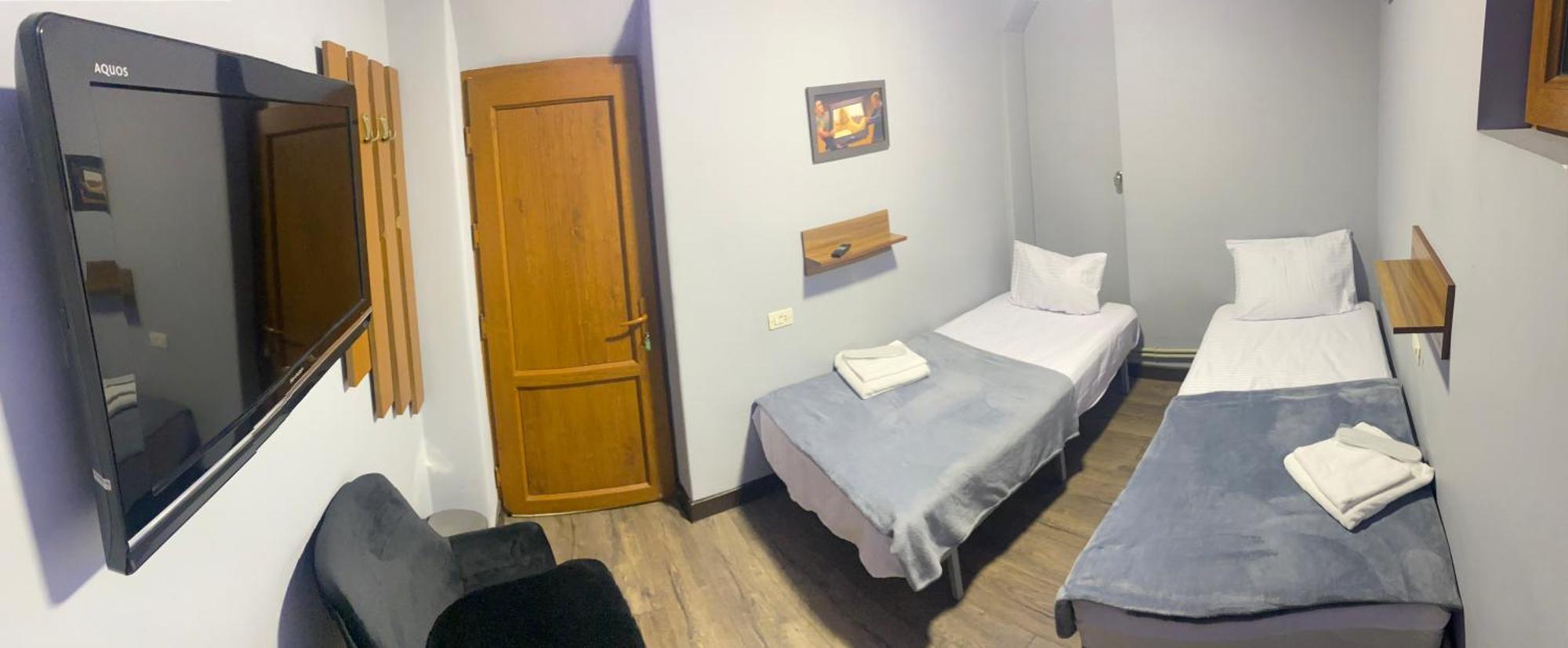 Enigma Hostel Yerevan Luaran gambar