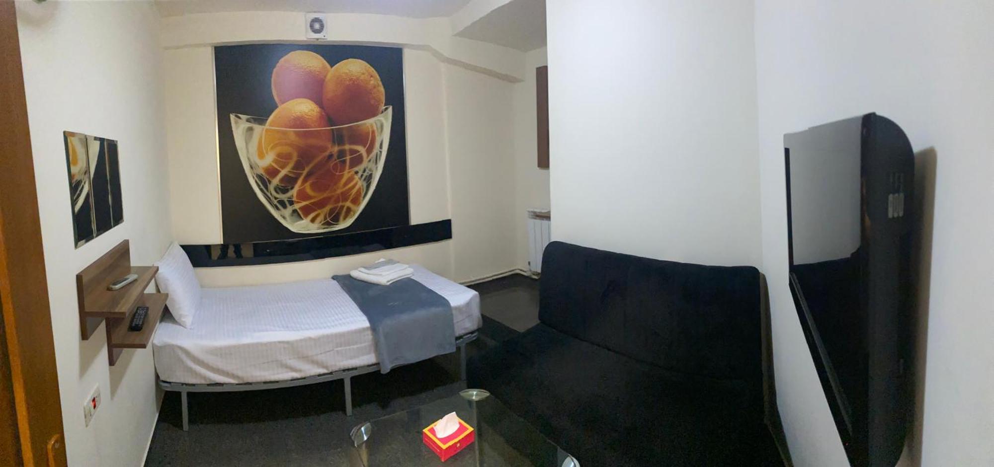 Enigma Hostel Yerevan Luaran gambar